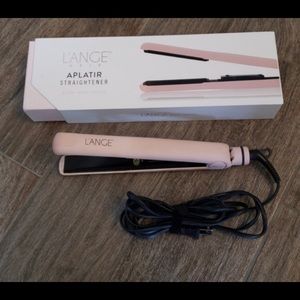 Hair straightener by L’ANGE